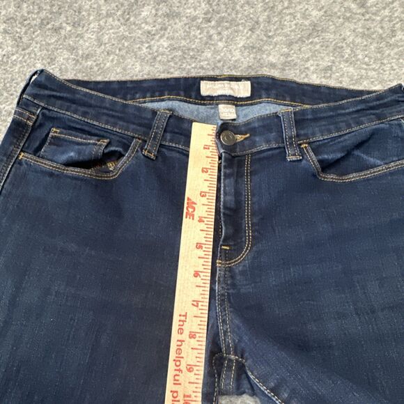 Banana Republic Cuffed Crop Jean Women's Size 30/10 Blue Dark Denim - Picture 3 of 9